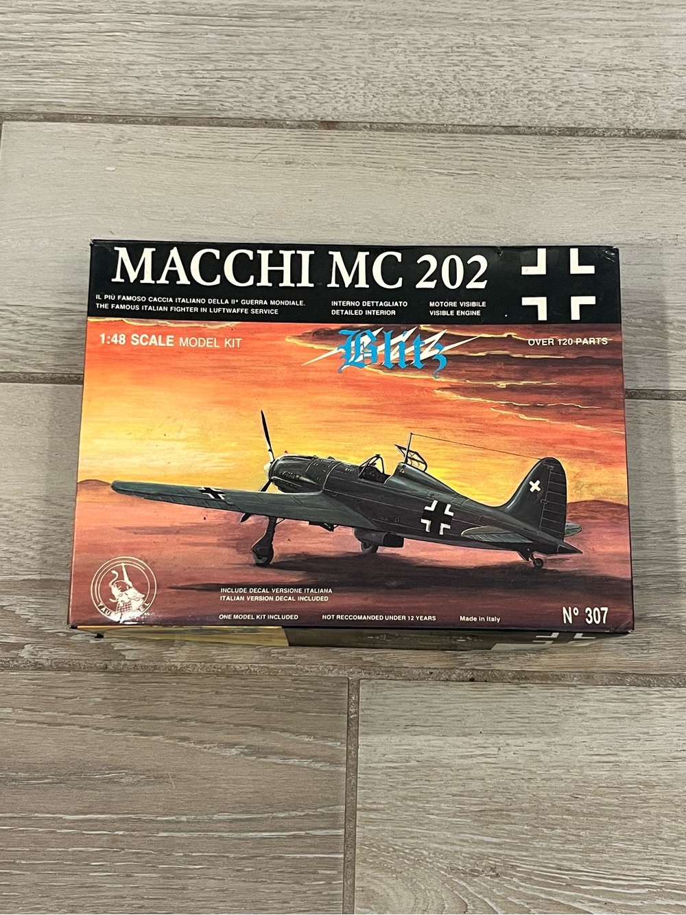 VTG Tauro Macchi MC 202 Blitz 1:48 Scale Plastic Model Kit